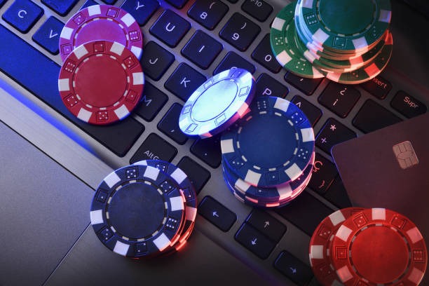 European Roulette wheel and betting layout on mpoten login with single zero